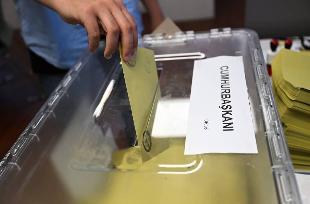 Yurt dışında 717 bin 612 seçmen sandık başına gitti - Resim: 3